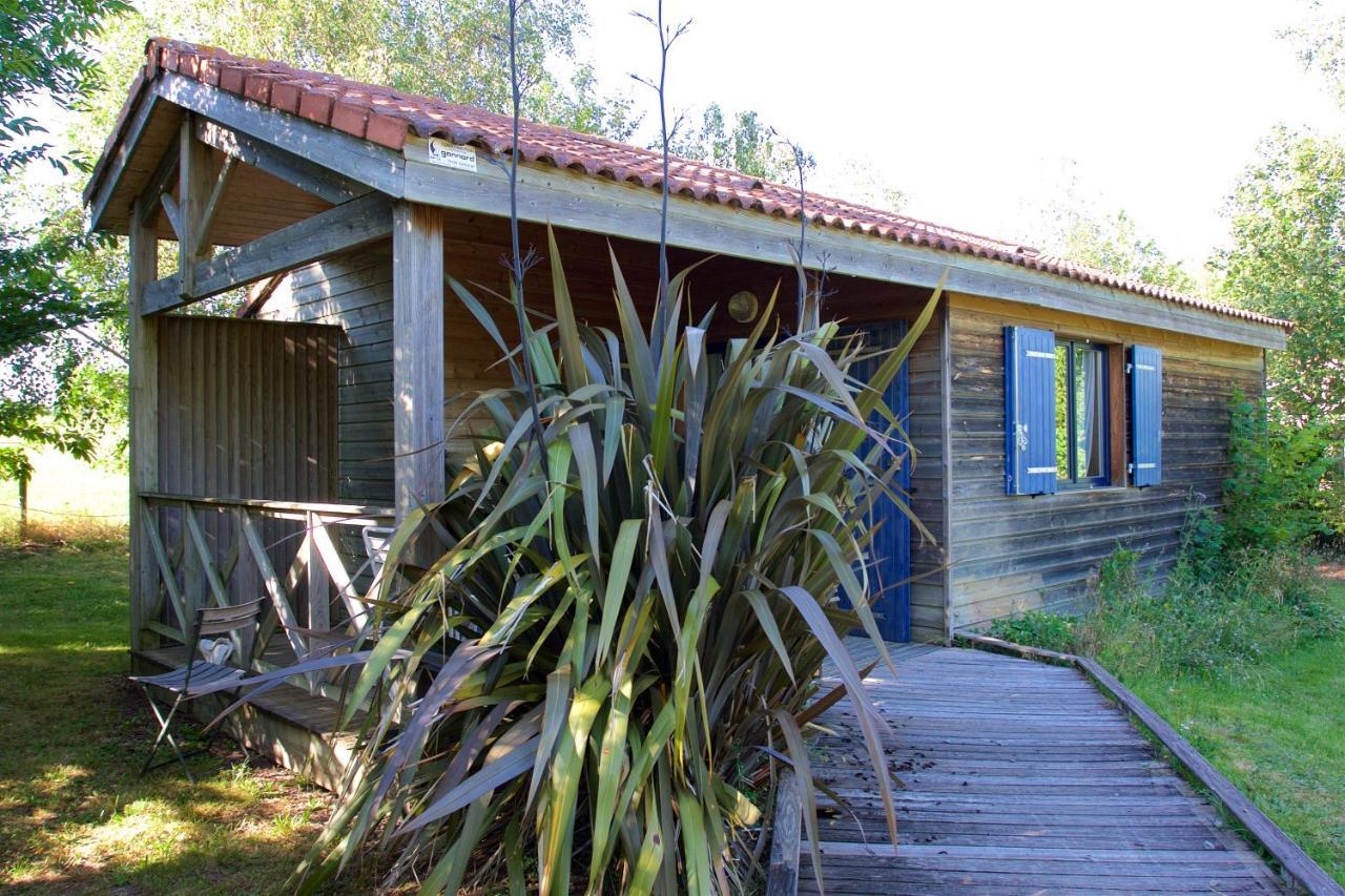 Camping De La Chagnee Saint-Aubin-le-Cloud 外观 照片