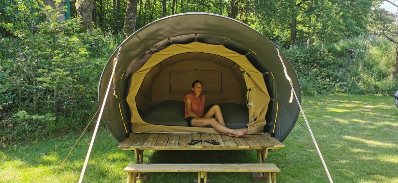 Camping De La Chagnee Saint-Aubin-le-Cloud 外观 照片
