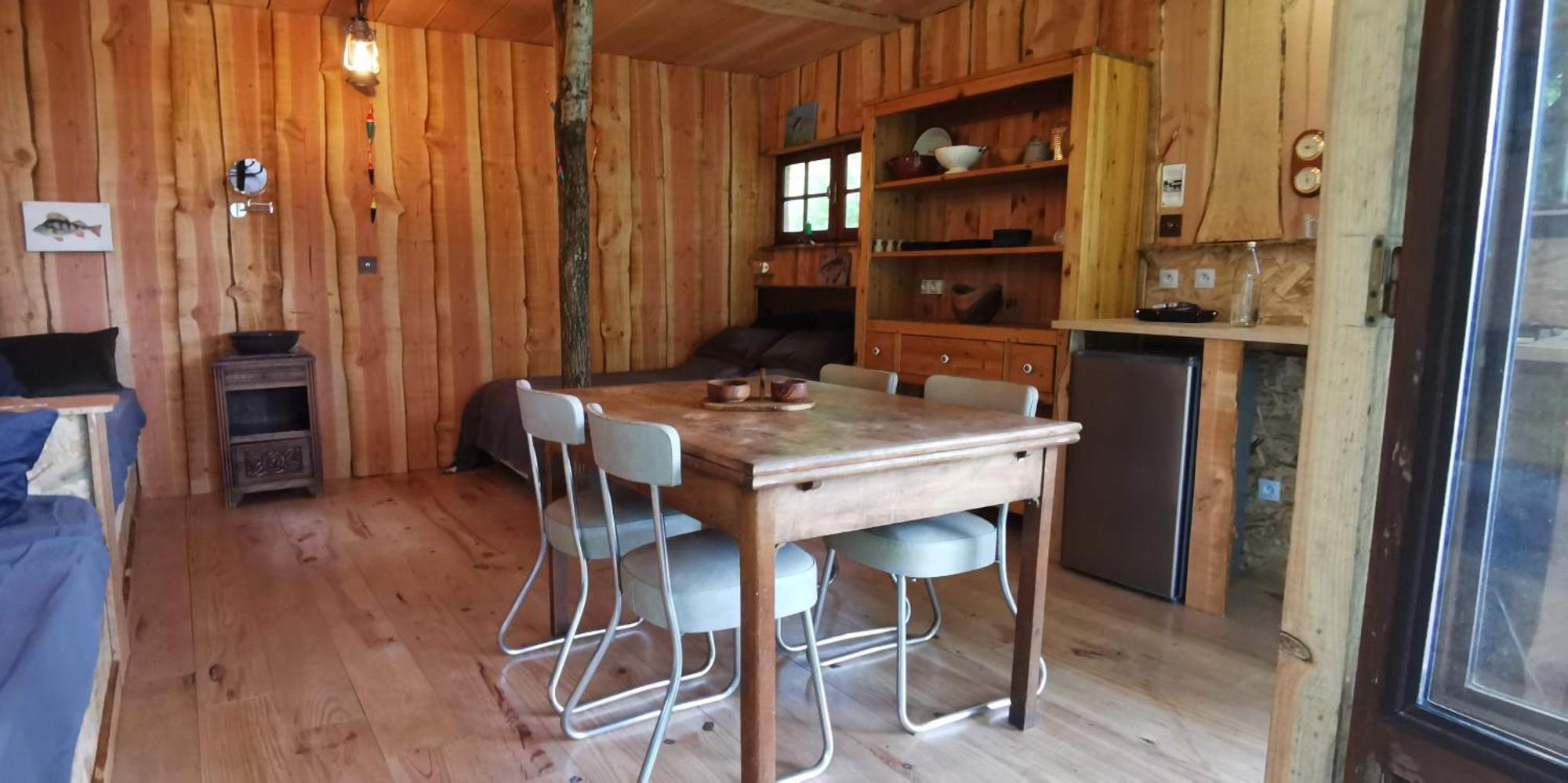 Camping De La Chagnee Saint-Aubin-le-Cloud 客房 照片