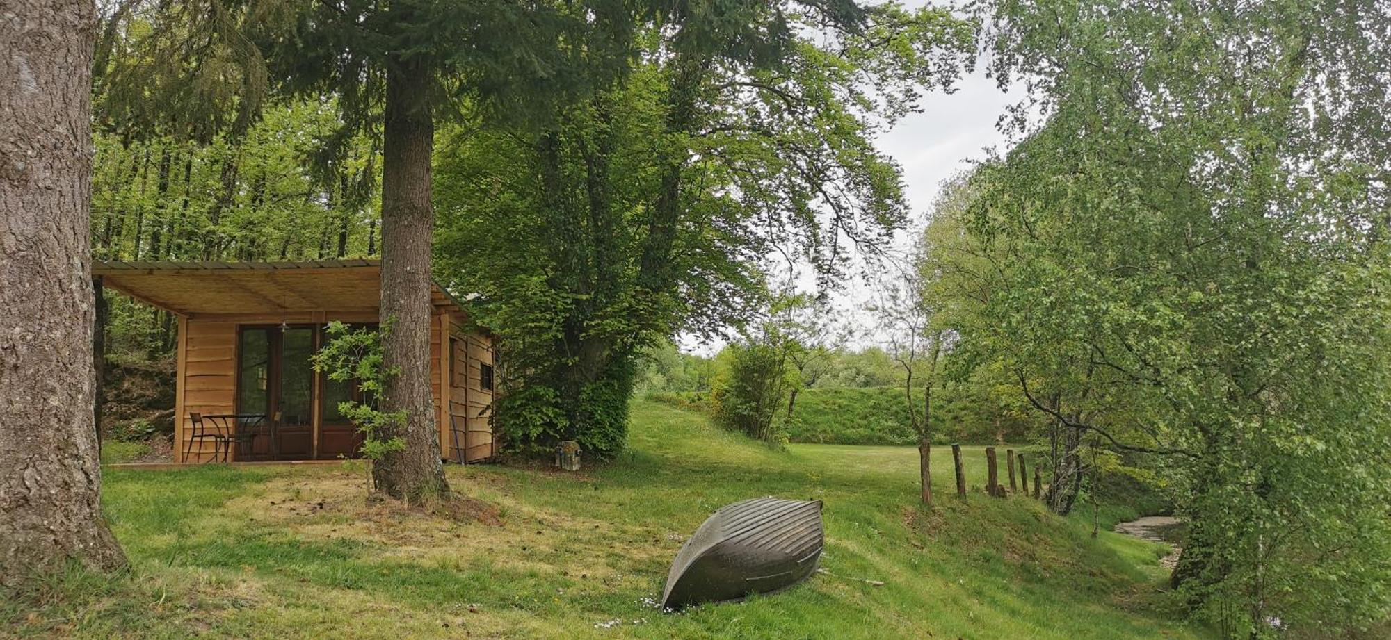 Camping De La Chagnee Saint-Aubin-le-Cloud 客房 照片
